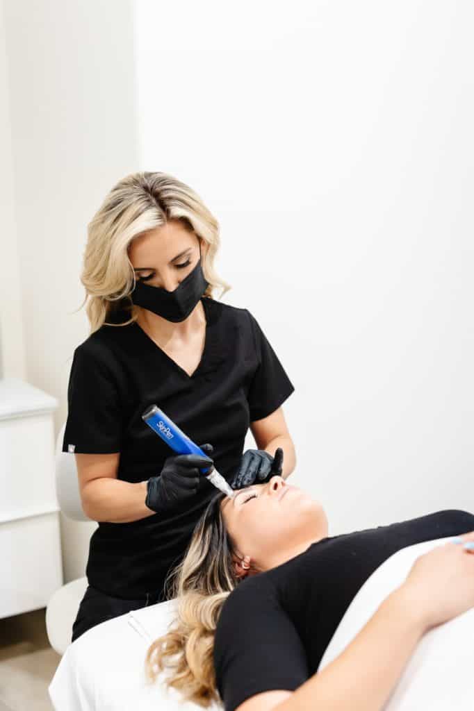 What are the Benefits of Microneedling? 3 What Are The Benefits To Microneedling